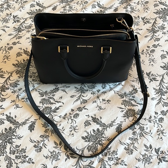 Michael Kors Savannah Saffiano Leather Satchel - Picture 4 of 7